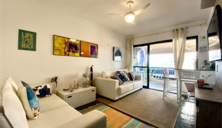 Apartamento à venda com 2 quartos, sendo 1 suíte,  em Riviera de São Lourenço, Bertioga, SP
