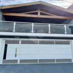 Sobrado à venda com 3 quartos em Cidade Aracy, São Carlos, SP