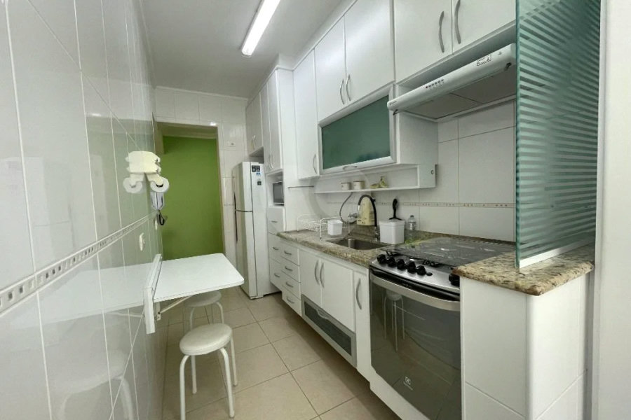 Apartamento à venda com 3 quartos, sendo 1 suíte, em Riviera de São Lourenço, Bertioga, SP