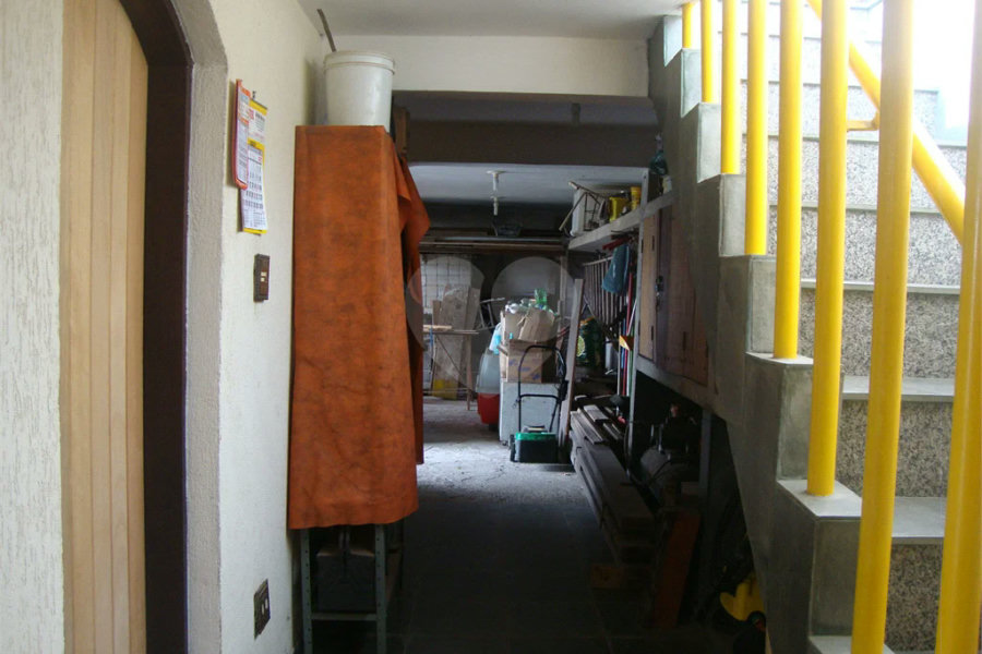 Chácara à venda com 5 quartos, sendo 2 suítes, em Jardim Arujá, Arujá, SP