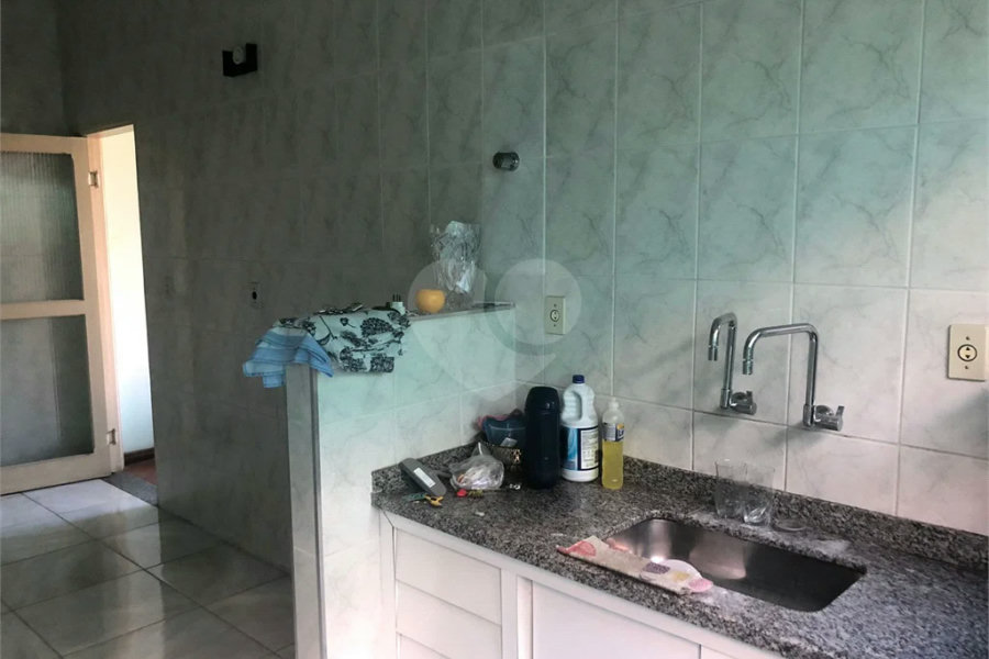 Ótima casa térrea a venda, 2 quartos e 2 vagas de garagem Jd Maristela