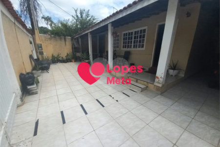 CASA A VENDA, 260m² VISTA VERDE, 3 DORMITORIOS 2 SENDO SUÍTE, QUINTAL E 3 VAGAS DE GARAGEM, SÃO JOSÉ