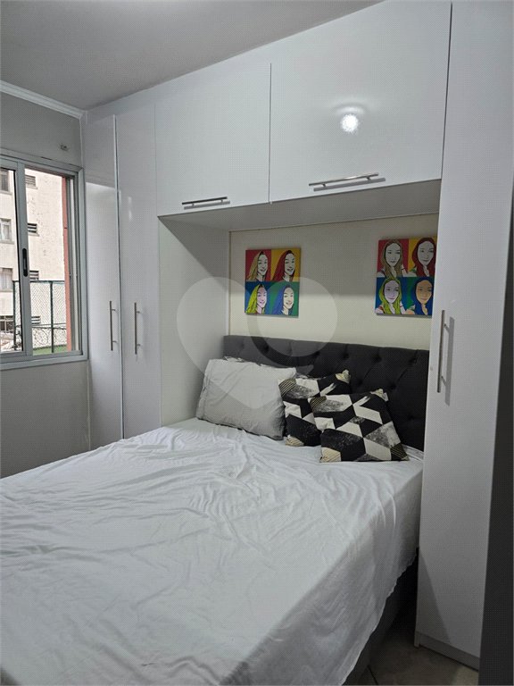 Apartamento de 3 quartos, com garagem, á venda no Cambuci
