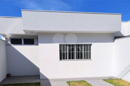 Casa nova 2 quartos 1 suíte Jardim Hikari.