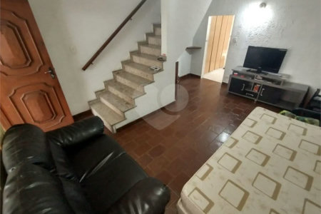 Sobrado com 80 m² a 5 min do Shopping Anália Franco com 3 dormitórios e 1 vaga