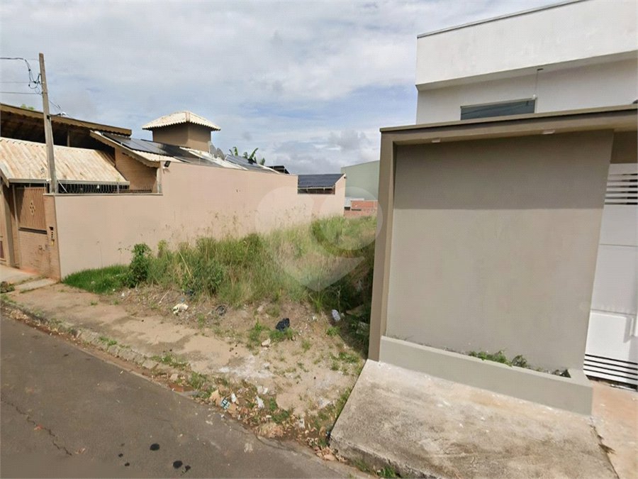 Terreno à venda no Jardim Embaré, (10x32) 320m².
