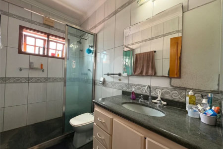 Casa a Venda no Condomínio Vista Alegre - Sede em Vinhedo/SP