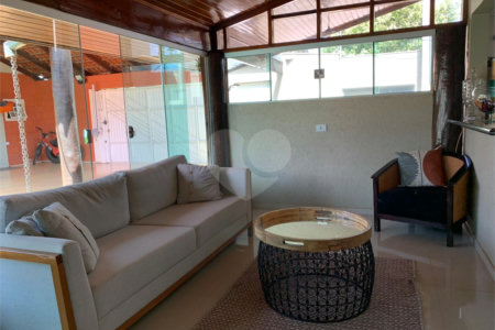 Casa à venda com 4 quartos, sendo 3 suítes, em Santos Dumont, Três Lagoas - MS