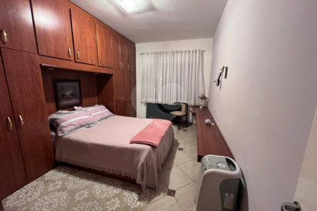 Casa á venda - Saúde