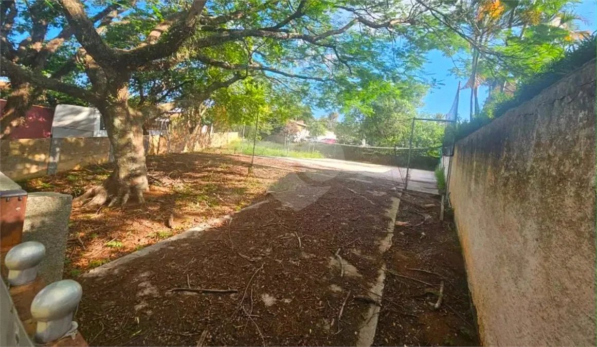 Terreno à venda no bairro Samambaia, em Atibaia – SP | 989 m² | Topografia plana