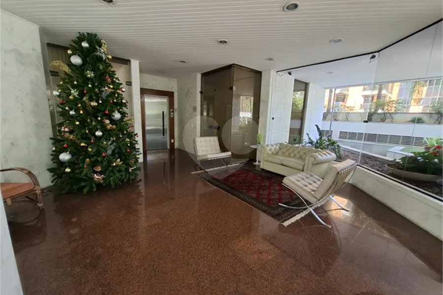 Apartamento, a venda, com 300m² de área privativa, 4 suítes, 4 vagas - Santana / SP