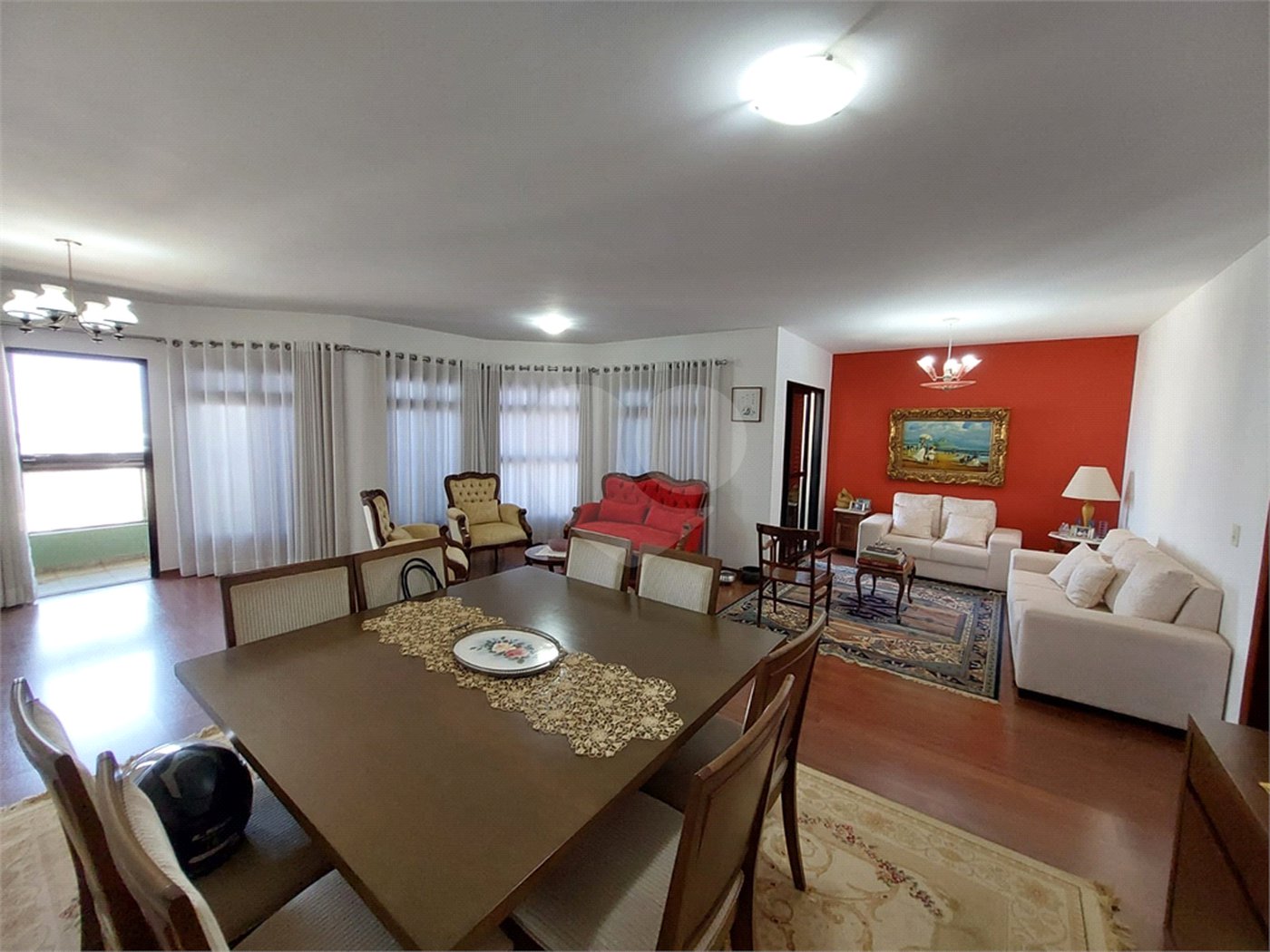 Apartamento com 3 suítes no centro de São Carlos