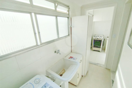 Apartamento no Cambuci - 2 quartos - varanda - 2 vagas
