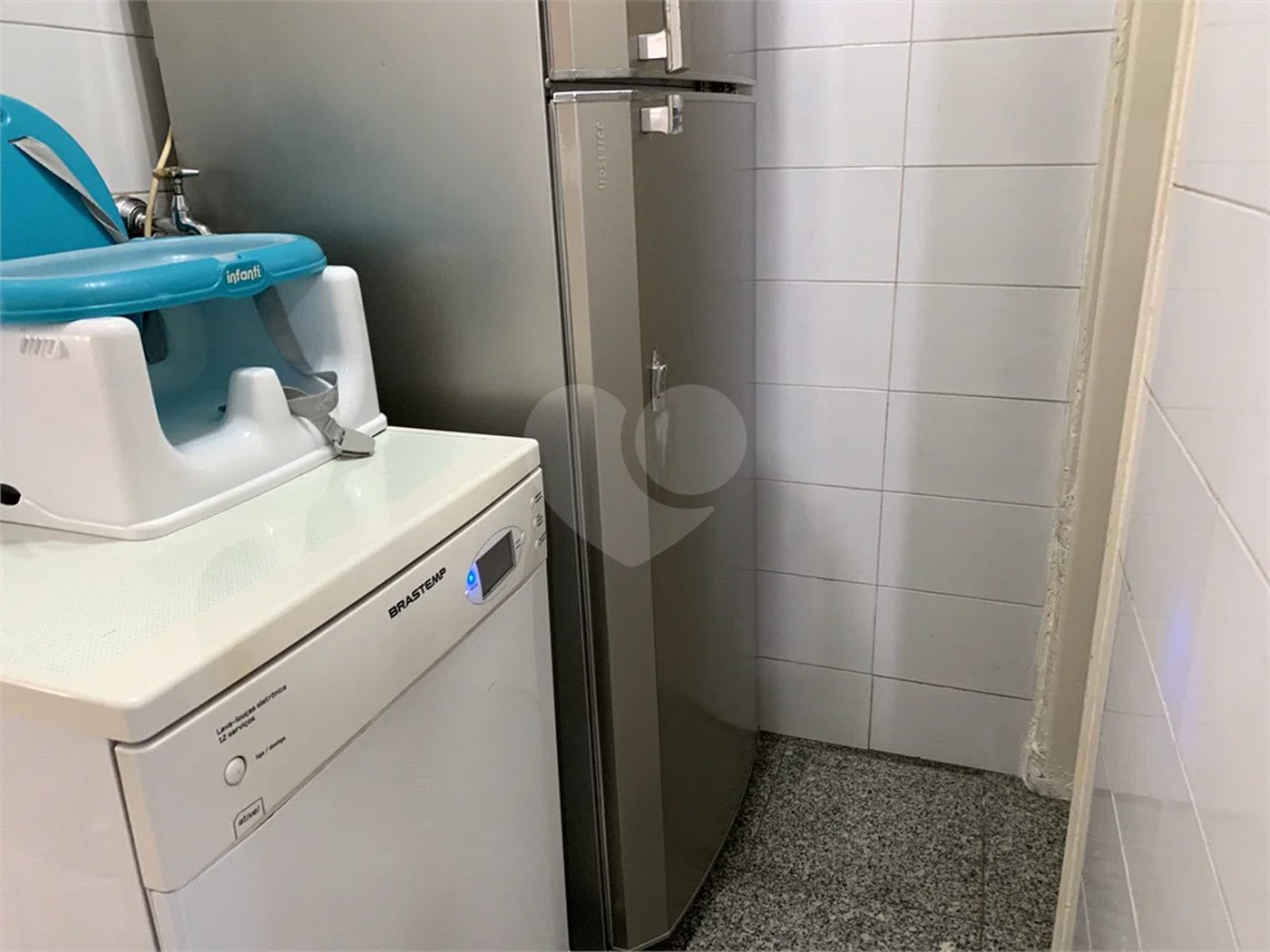 Sobrado com 3 dormitórios, 8 vagas, na Zona Norte de São Paulo