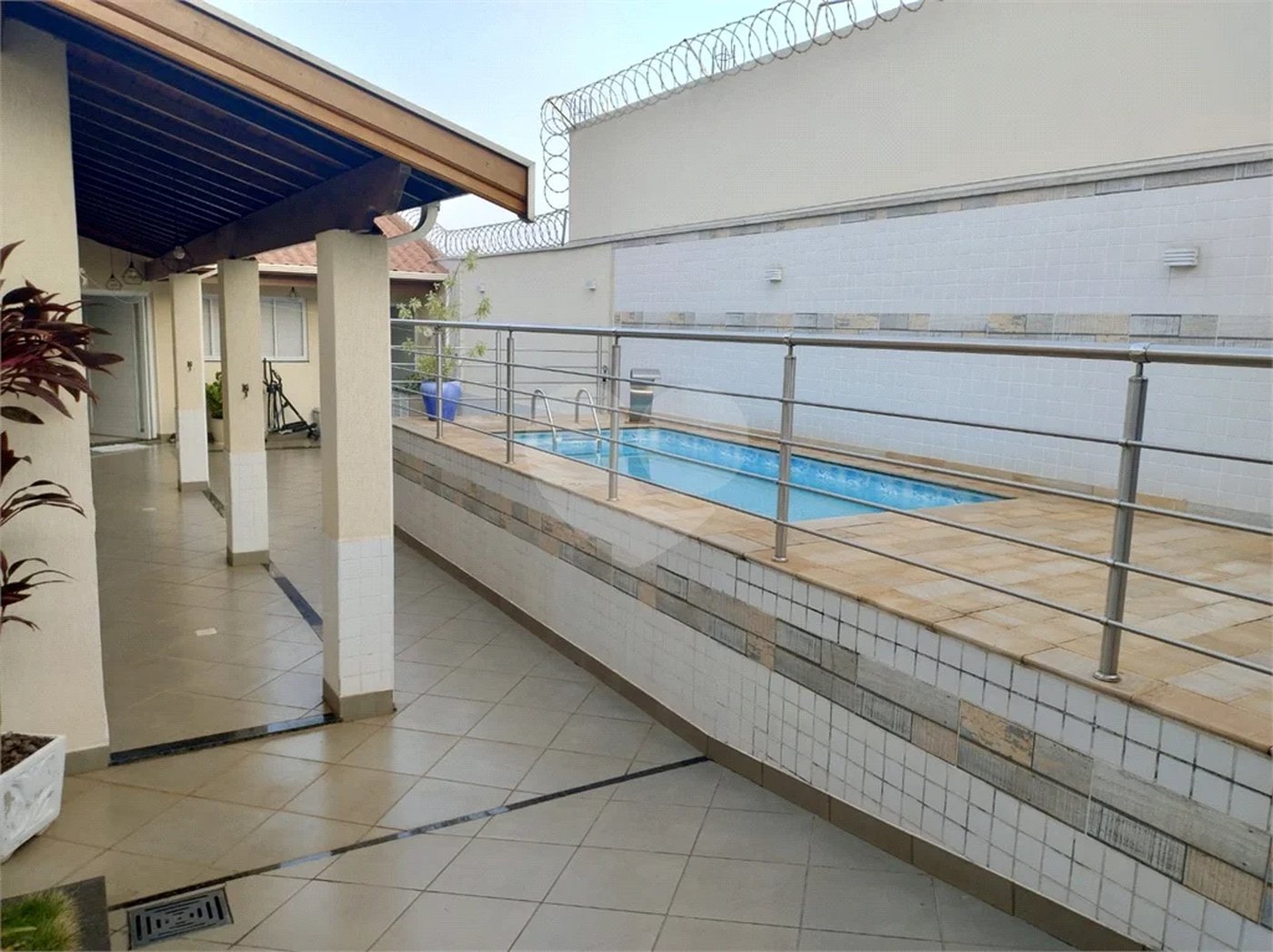 Bela casa térrea com 3 dormitórios no bairro Nova Piracicaba !!