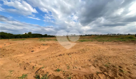 Terreno à venda no condomínio Alba Corpal Park Club, São Carlos - SP