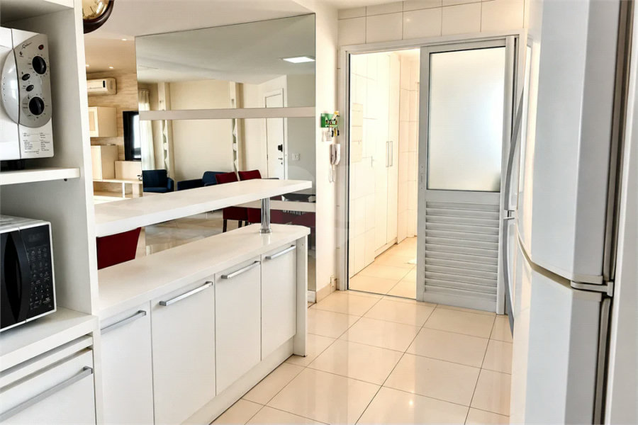 Vila Olímpia - | 128 m² | 3 Suítes | 4 Vagas - Condomínio Clube