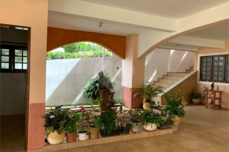 Casa ampla à venda no Vale das Flores em Atibaia