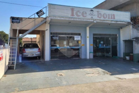 Casa e Salão Comercial a venda em Louveira - SP