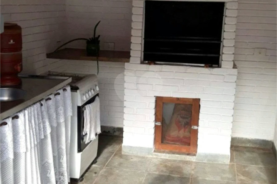 Casa com 3 dormitórios à venda em Águas de São Pedro