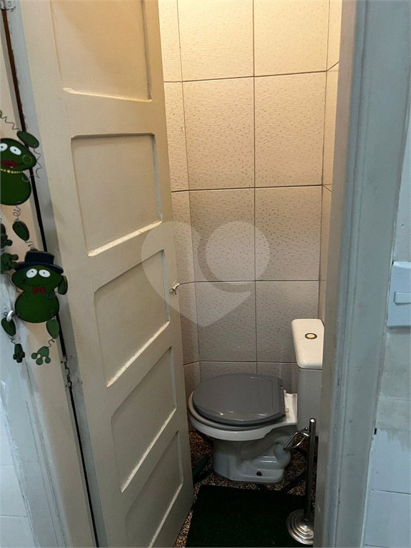 Apto à venda na V.Mariana/Aclimação - 110m2 - 3 Quartos/2 Banheiros - 800 m. metrô Paraíso.