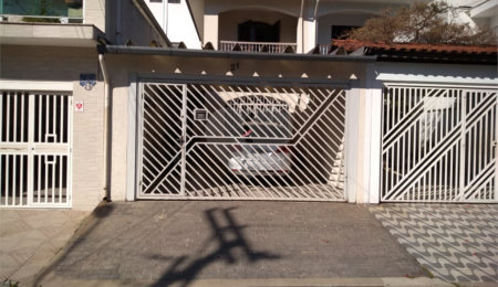 Casa à venda com 3 quartos, sendo 1 suíte,  em Jardim Bonfiglioli, São Paulo, SP