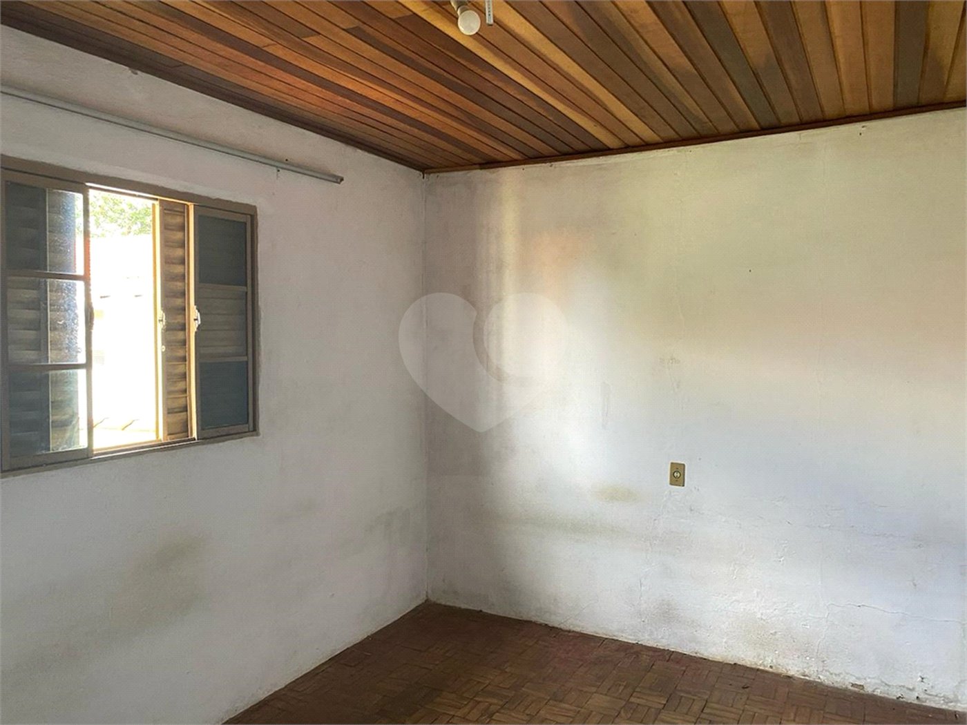 Casa térrea para venda na Vila Faria.