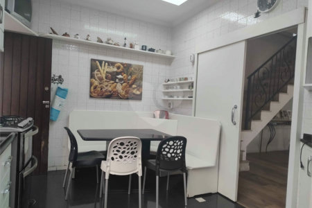 Sobrado à venda com 4 suítes em Chácara Flora, São Paulo, SP