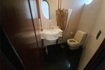 Casa térrea no Condomínio Faber I.