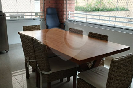 Duplex à venda com 3 suítes em Cerqueira Cesar, São Paulo, SP