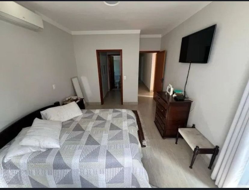 Casa à venda com 3 quartos, sendo 1 suíte, no condomínio Ibiaram 1, Itupeva - SP