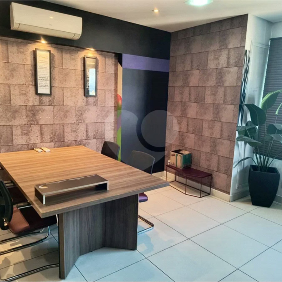 SALA COMERCIAL DE 39 M² - MOBILIADA E PRONTA PARA USO NO DOMO BUSINESS!