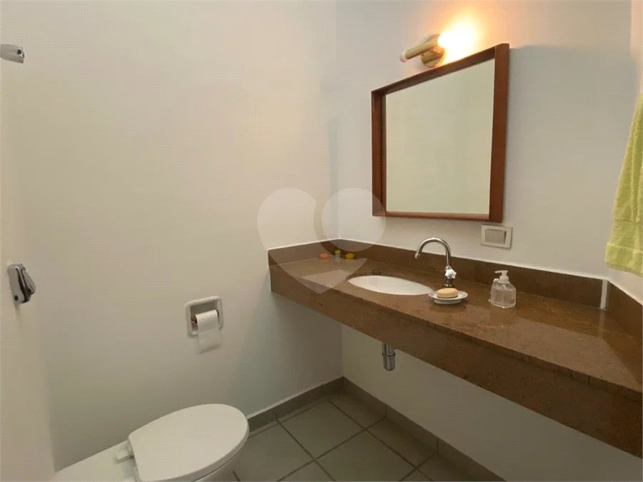 Casa térrea com 3 quartos para alugar no Jardim dos Estados, São Paulo - SP