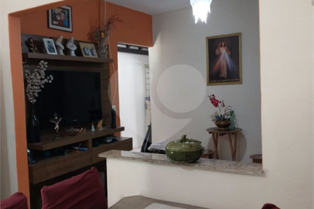 Casa térrea para venda no Planalto Paraíso