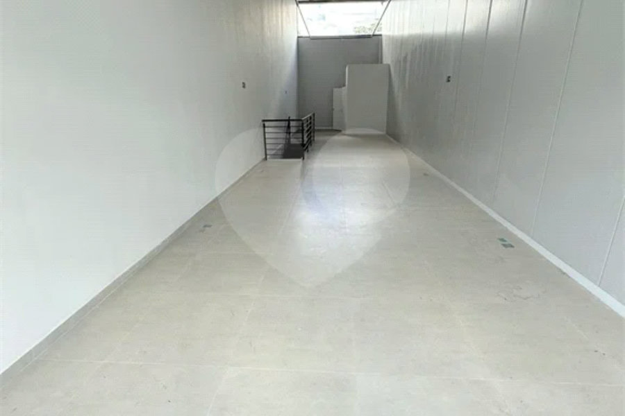 Salão Comercial para Locação – Vila Rezende