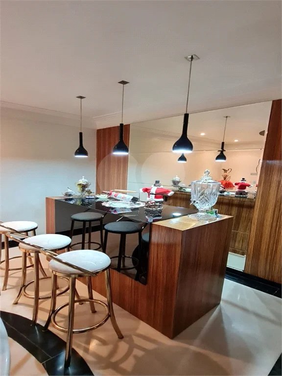 Apartamento à venda na Vila Carrão, 3 quartos (2 suítes)