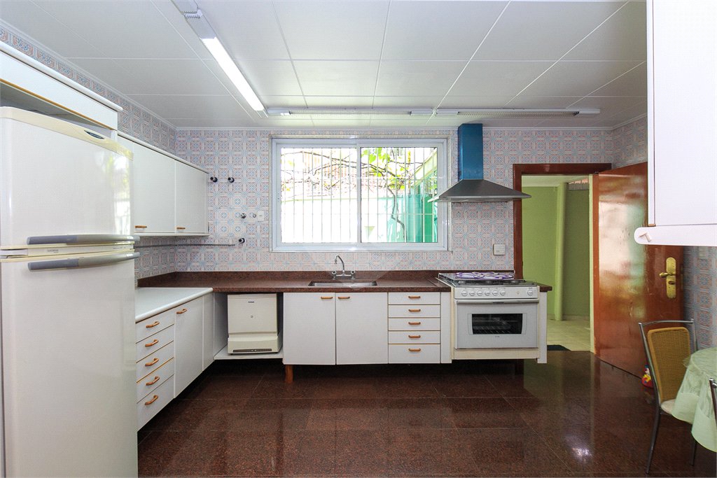 Casa Térrea à venda com 4 suítes em Jardim Marajoara, São Paulo, SP