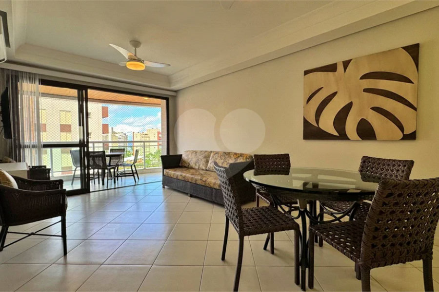Apartamento à venda com 3 quartos, sendo 1 suíte,  em Riviera de São Lourenço, Bertioga, SP