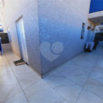 Apartamento térreo no Residencial Sineu