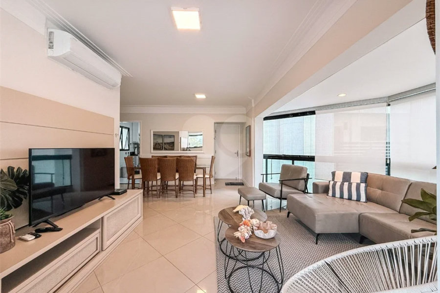 Apartamento à venda com 4 quartos, sendo 2 suítes, em Riviera de São Lourenço, Bertioga, SP