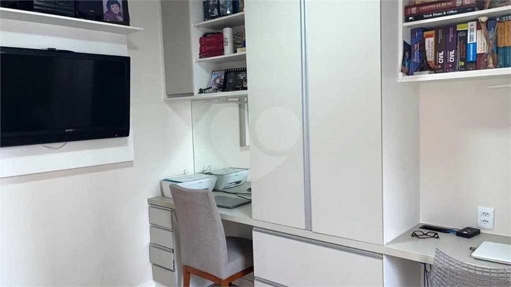 Apartamento à venda com 3 quartos, sendo 1 suíte, em Vila Regente Feijó, São Paulo, SP