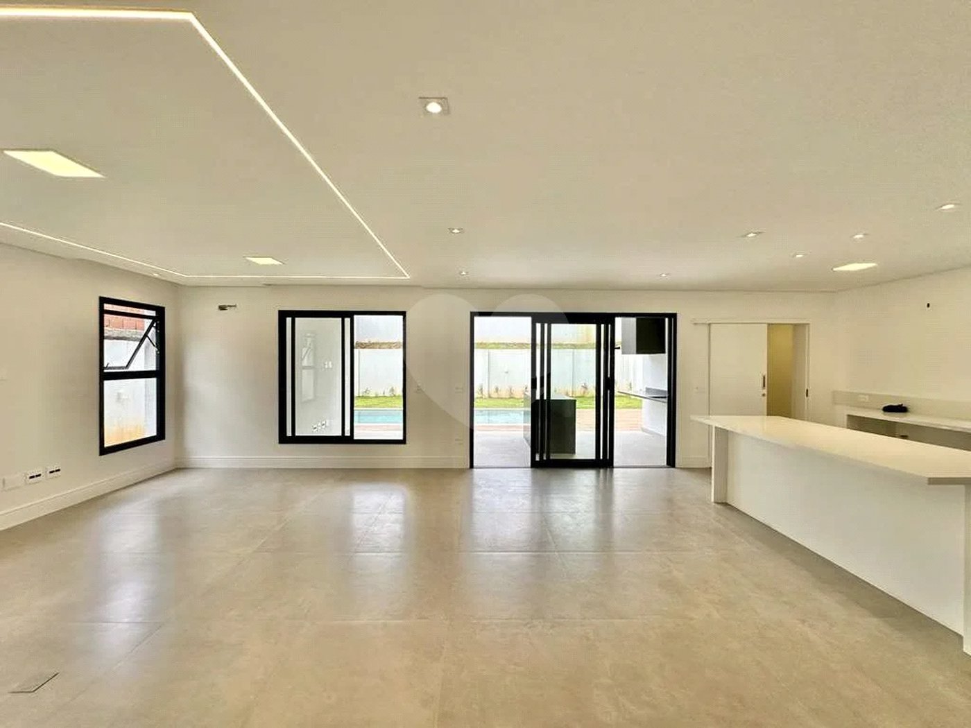Casa em Cond. Vintage - Zero Km, 3 suítes, piscina, gourmet!