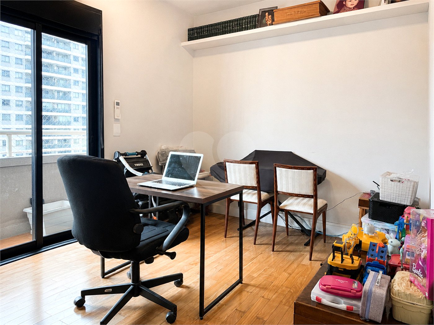 Apartamento em Moema Pássaros à Venda 171 m² 3 Dormitórios 3 Suítes Reformado