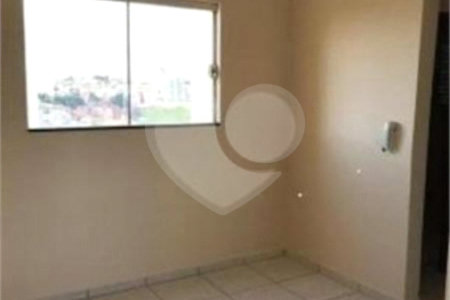 Investimento Certeiro na Gleba 1: Apartamento 1 DormItório, Quintal e Localização que Aluga Fácil