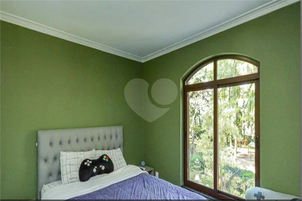 Casa de Condomínio Fechado 4 quartos - 2 suítes, 533 m² área construída - Jardim Marajoara