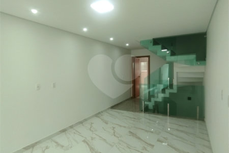 SOBRADO NOVO À VENDA NA PENHA, 3 QUARTOS (1 SUÍTE), GARAGEM, ÁREA GOURMET