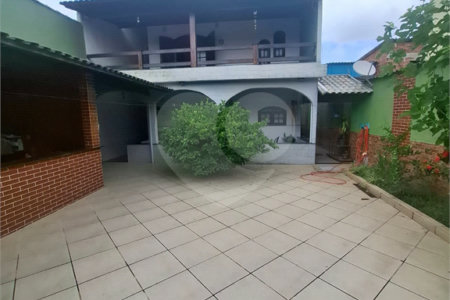 CASA DUPLEX DE 269,33M2, COM 2 QUARTOS, SENDO 1 COM SUÍTE, NO BAIRRO SÃO VITOR - R$ 425.000,00