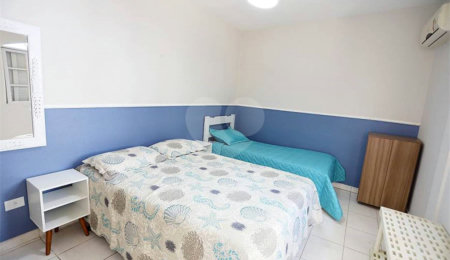Casa Térrea à venda com 6 quartos, sendo 5 suítes,  no Centro, Ubatuba, SP
