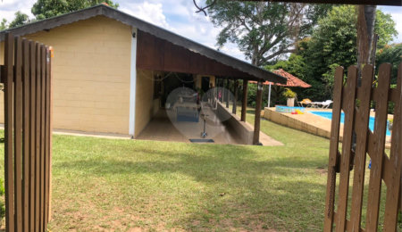 Chácara à venda com 2 quartos, sendo 1 suíte,  no Centro, Brotas, SP