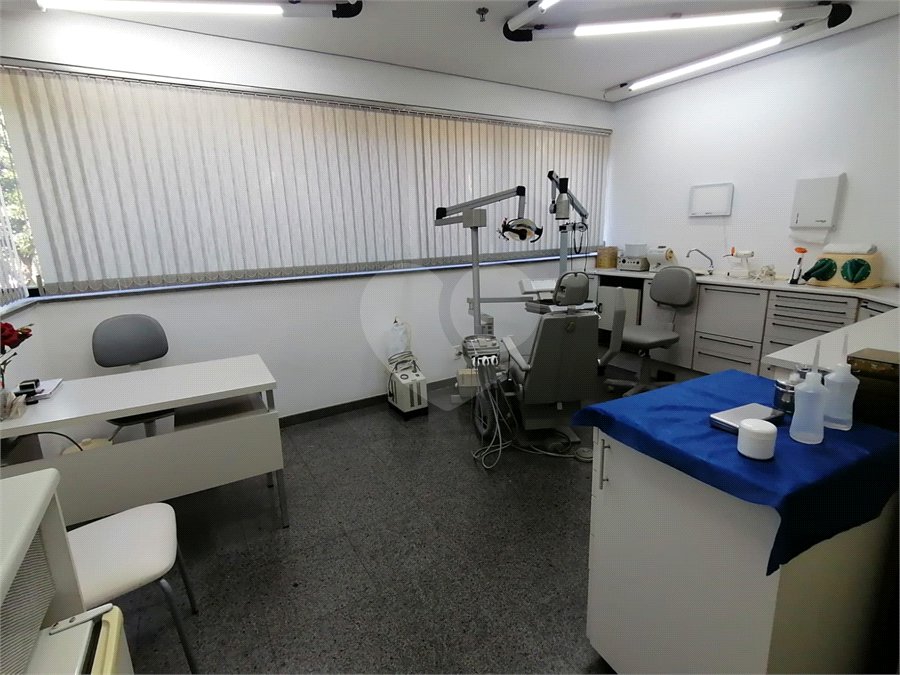 SALA/CONSULTÓRIO ODONTOLÓGICO Região da Paulista, 45m2.